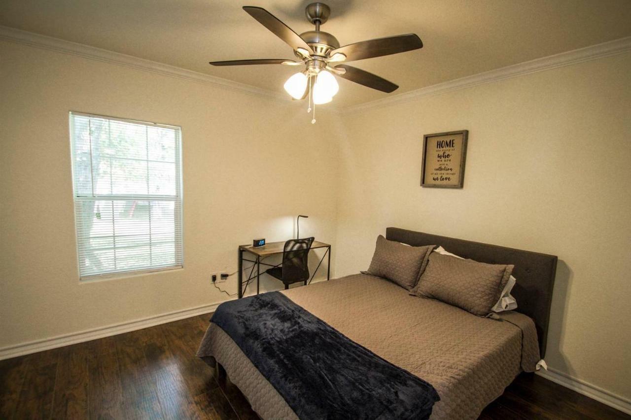 Hays St Cozy Remodeled 2Br/2Ba House Sleeps 8 San Antonio Exterior foto